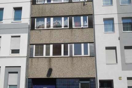Haus zum Kaufen in Krefeld 460.000,00 € 286 m²