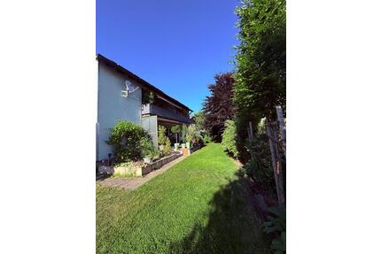Freistehendes Zweifamilienhaus in Fürth-Bislohe