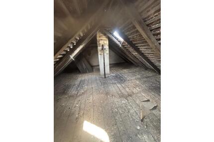 Mehrfamilienhaus - 120.000,00&nbsp;EUR Kaufpreis, ca.&nbsp; 350,00&nbsp;m&sup2; in Berlin (PLZ: 13439) Reinickendorf