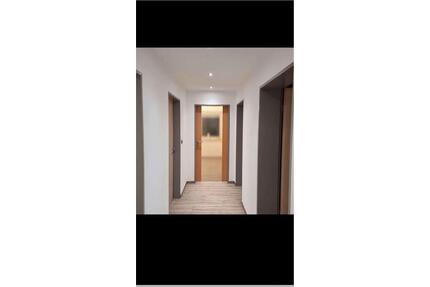 Attraktive 3 Zimmer Wohnung modernisiert - Wörth a.d Isar - Wörth an der Isar