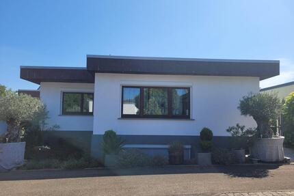 Familienhaus mit Einliegerwohnung + Terrasse – 30 min Tübingen - Haigerloch