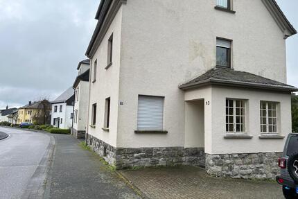 Wohnung in Straßenhaus - 700,00&nbsp;EUR Kaltmiete, ca.&nbsp; 65,00&nbsp;m&sup2; in Straßenhaus (PLZ: 56587)