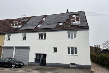 Charmante 3 Zimmer Wohnung am Rande von Schömberg Inklusive Garage und Einbauküche