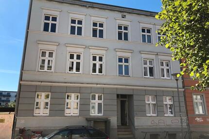 61 m2 Wohnung 2 Zimmer citynah - 730,00&nbsp;EUR Kaltmiete, ca.&nbsp; 62,00&nbsp;m&sup2; in Greifswald (PLZ: 17489)