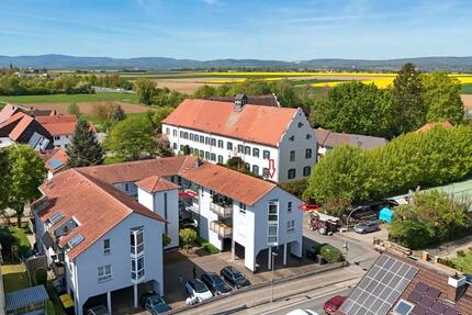 Exklusive Eigentumswohnung mit Taunusblick – Wohnen am Schloss - Karben