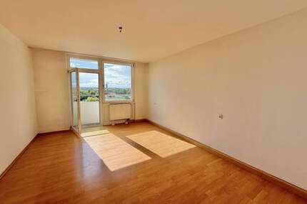 Wohnung zum Kaufen in Augsburg 269.000,00 € 87.04 m²