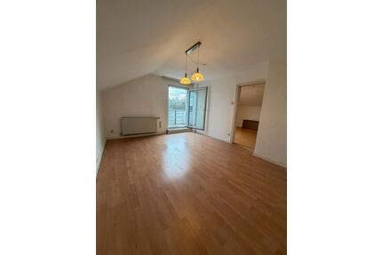 2,5 Zimmer DG-Wohnung im Herzen von Vierlinden (Duisburg Walsum)