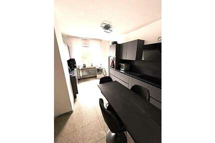 Wohnung zum Mieten in Niestetal 1.100,00 € 140 m²