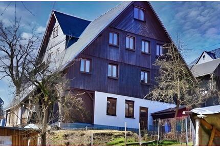 Wohngesundes Doppelhaus - 150.000,00&nbsp;EUR Kaufpreis, ca.&nbsp; 200,00&nbsp;m&sup2; in Klingenthal (PLZ: 08248)