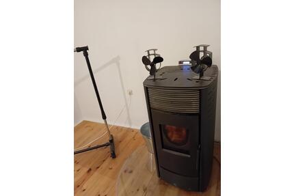 Kleines Haus - 550,00&nbsp;EUR Kaltmiete, ca.&nbsp; 75,00&nbsp;m&sup2; in Schwarzenbach am Wald (PLZ: 95131)