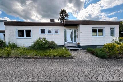 Großzügige Erdgeschosswohnung mit Garten & Waldrandlage - Sankt Ingbert