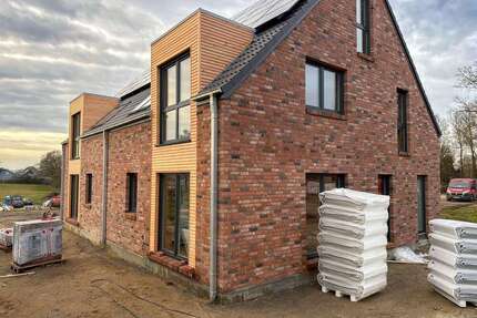 Haus zum Kaufen in Oeversee 375.000,00 € 128.69 m²