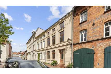 Haus zum Kaufen in Wismar 395.000,00 € 182.06 m²