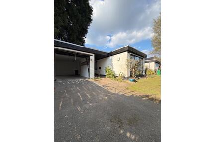 Rarität von Privat: Ebenerdiger Atriumbungalow m. Garage u.Keller - Bremen Burglesum
