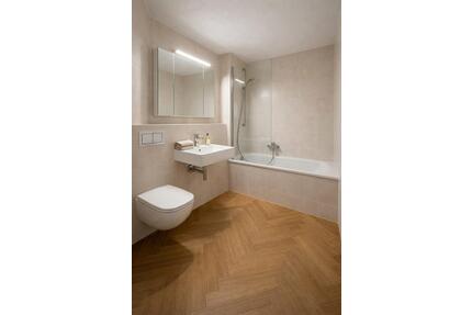 Moderne 4 Zimmerwohnung mit Aufzug ! - Bielefeld Schildesche