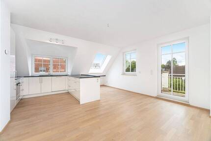 Ihr neues Zuhause: Moderne 4 Zimmer-Maisonette-Wohnung mit großer Dachterrasse! - München Aubing-Lochhausen-Langwied