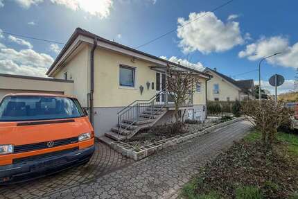 Haus zum Kaufen in Zeiskam 370.000,00 € 121 m²