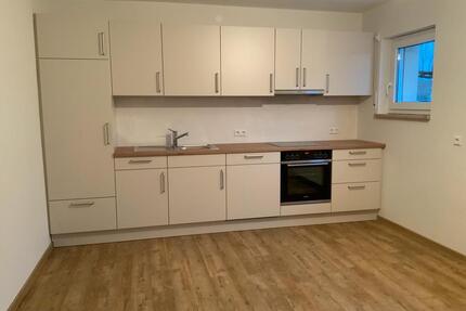 2,5 Zimmer Wohnung ( 68 qm ) in Lörrach Turmringen 940 € KM - Bad Bellingen