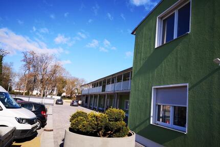 Wonunung zu vermieten - 630,00&nbsp;EUR Kaltmiete, ca.&nbsp; 80,00&nbsp;m&sup2; in Hecklingen (PLZ: 39444)