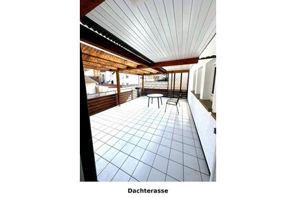 Frisch renovierte 3,5-Zi.-Whg. mit Dachterrasse in Weinstadt