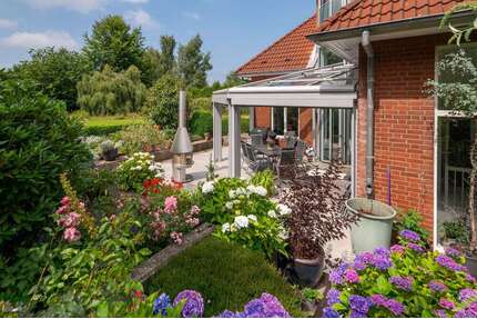 Haus zum Kaufen in Husum 1.150.000,00 € 239 m²