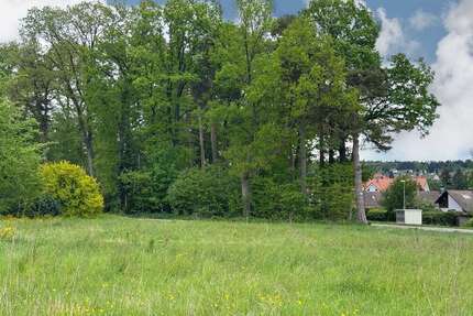 Grundstück zu verkaufen in Engelsbrand 213.500,00 € 609 m²