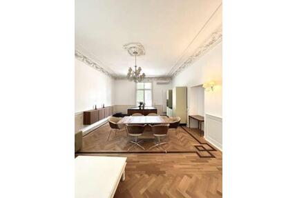 Hochwertige Altbauwohnung in freistehender Stadtvilla in Sachsenhausen - Frankfurt am Main