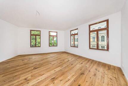 Große 5-Zimmer-Wohnung mit Süd-Balkon & 2 Bädern - Leipzig Zentrum-West