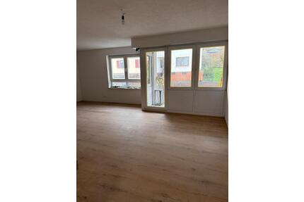3 Zi. Wohnung - 1.100,00&nbsp;EUR Kaltmiete, ca.&nbsp; 76,00&nbsp;m&sup2; in Calw (PLZ: 75365)