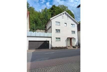 Haus zum Kaufen in Hardheim-Bretzingen 110.000,00 € 140 m²