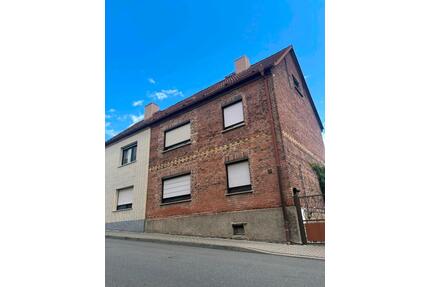 Doppelhaushälfte - 86.500,00&nbsp;EUR Kaufpreis, ca.&nbsp; 125,00&nbsp;m&sup2; in Osterfeld (PLZ: 06721)