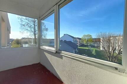 4-Zimmer-Wohnung mit Balkon - 875,00&nbsp;EUR Kaltmiete, ca.&nbsp; 84,00&nbsp;m&sup2;&nbsp;Wohnfl&auml;che in Minden (PLZ: 32425) Innenstadt