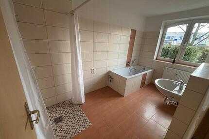 2.Raumwohnung Erdgeschoss mit ebenerdiger Dusche und BW, Terrasse - Anklam