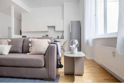 Hochwertig ausgestattete größzügige 5 Zimmer Wohnung in bester Lage von Schöneberg. - Berlin