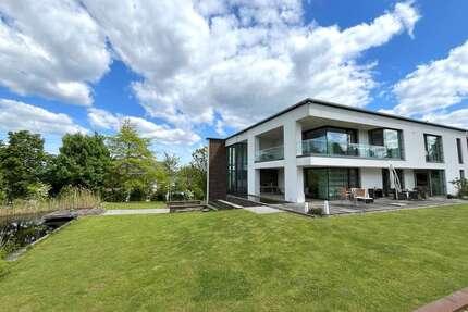 Haus zum Kaufen in Bad Oeynhausen 2.290.000,00 € 516 m²