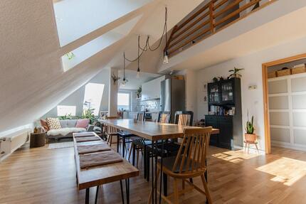 Helle Maisonette (88m²) in ruhiger Lage ab 1. Mai - Berlin Lichtenberg