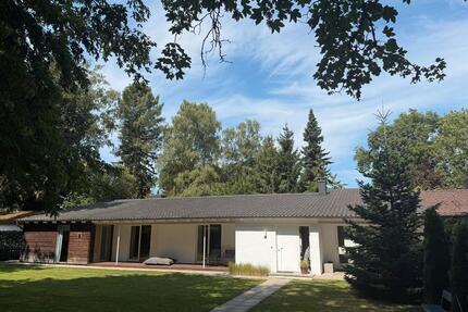 Freistehender Bungalow, 195 m², Bremen-Oberneuland
