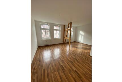 Helle 2-Raum-Wohnung! - 440,00&nbsp;EUR Kaltmiete, ca.&nbsp; 55,00&nbsp;m&sup2; in Arnstadt (PLZ: 99310)