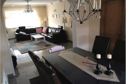 Großzügige 4-Zimmer-Wohnung mit Garten - Grevenbroich Neuenhausen
