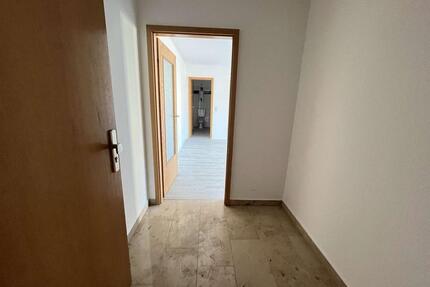 Freundliche Wohnung mit Balkon in idyllischer Lage - Halberstadt