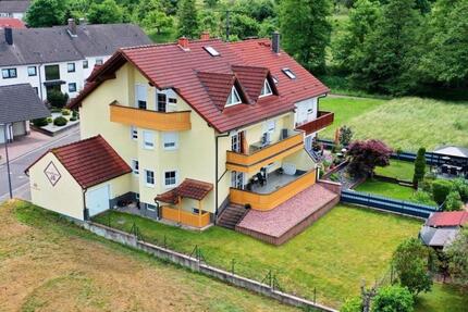 6,5-Zimmer-Maisonette mit 166qm Haus-Charakter in Waldaschaff