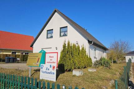 Einfamilienhaus mit Garage und Garten in der Hansestadt Anklam Mittelfeld
