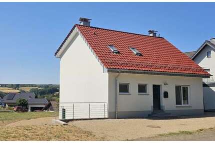 Haus zum Kaufen in Hellenthal 490.000,00 € 158.4 m²