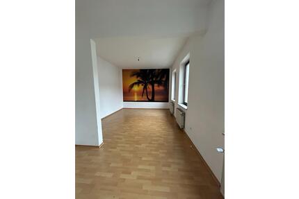 Neues Zuhause für Ihre Familie - 630,00&nbsp;EUR Kaltmiete, ca.&nbsp; 77,00&nbsp;m&sup2; in Selb (PLZ: 95100)