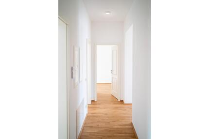 Moderne 3-Raumwohnung mit eigenem Gartenanteil - WE01 - Halle (Saale) Büschdorf