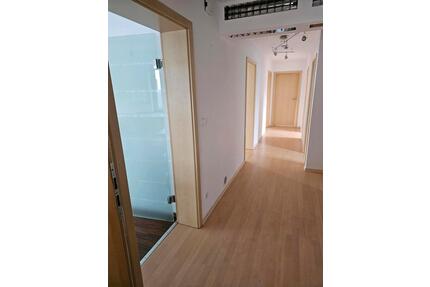 Mietwohnung - 1.450,00&nbsp;EUR Kaltmiete, ca.&nbsp; 100,00&nbsp;m&sup2; in Traunreut (PLZ: 83368) St. Georgen