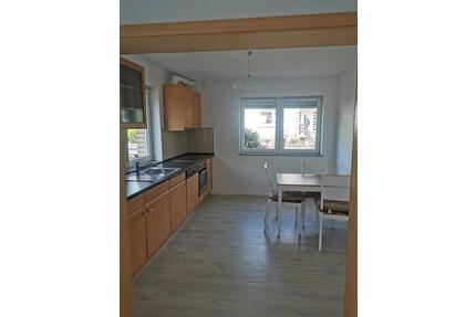 2 Zimmer Wohnung mit Terrasse - 770,00&nbsp;EUR Kaltmiete, ca.&nbsp; 65,00&nbsp;m&sup2; in Wiehl (PLZ: 51674)