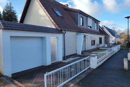 Doppelhaushälfte in Ostseenähe von Lübeck-Schlutup