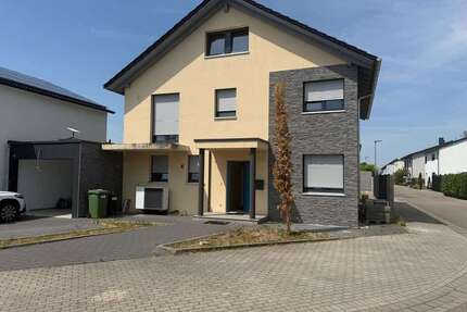 Haus zum Kaufen in Dettenheim 700.000,00 € 208.17 m²