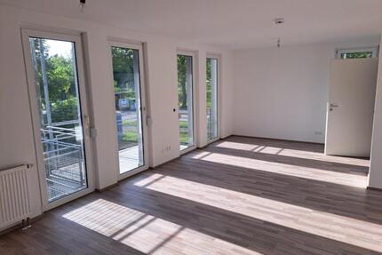 Helle 3-Zimmer-Wohnung mit Einbauküche, Stellplatz und Balkon - Rothenburg ob der Tauber